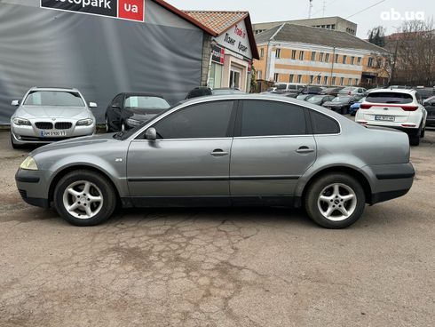 Volkswagen Passat 2001 серый - фото 10