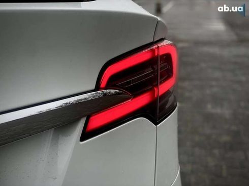 Tesla Model X 2017 - фото 11