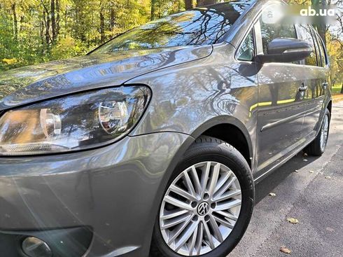 Volkswagen Touran 2015 - фото 2