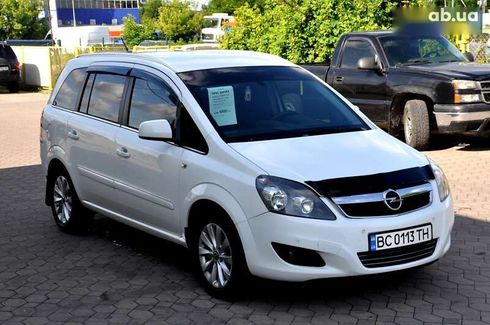 Opel Zafira 2014 - фото 29