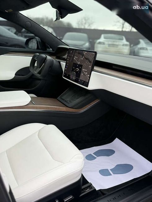 Tesla Model S 2021 - фото 23