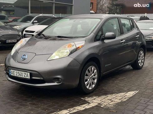 Nissan Leaf 2017 - фото 6