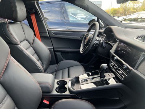 Porsche Macan 2022 - фото 41