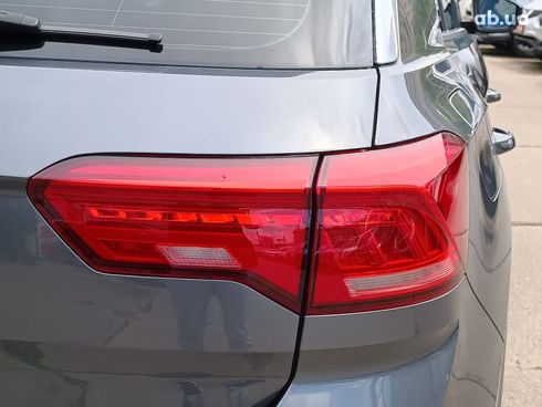 Volkswagen T-Roc 2019 серый - фото 9