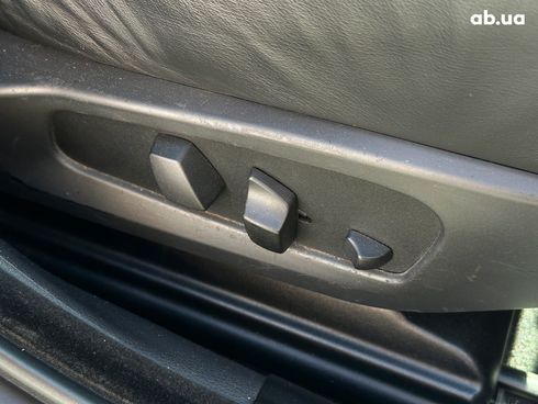 BMW 5 серия 2004 серый - фото 24
