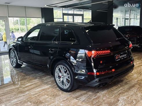 Audi SQ7 2022 - фото 11