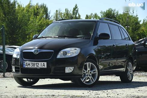 Skoda Fabia 2009 - фото 5
