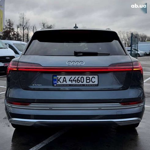 Audi E-Tron 2019 - фото 4