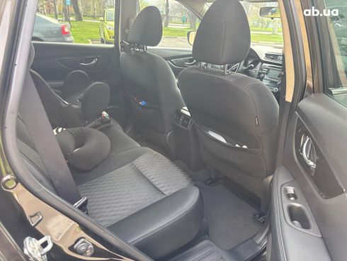 Nissan Rogue 2017 черный - фото 17