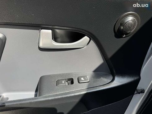 Kia Sportage 2011 - фото 20