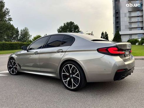 BMW 5 серия 2021 - фото 8