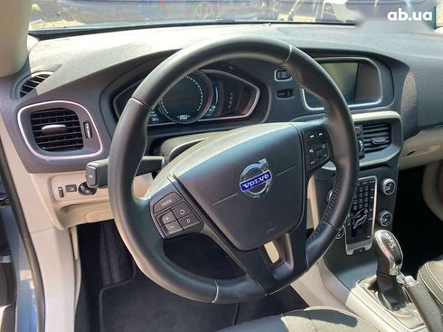 Volvo V40 2013 - фото 14