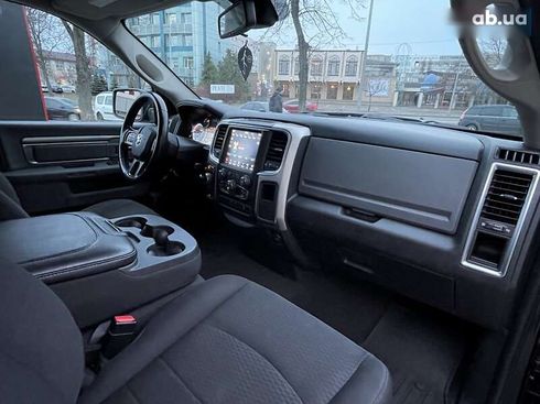 Dodge Ram 2019 - фото 12