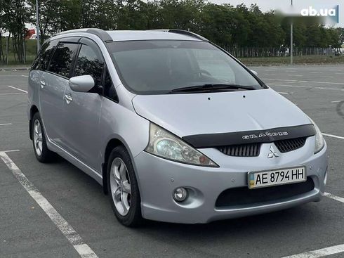 Mitsubishi Grandis 2008 - фото 7
