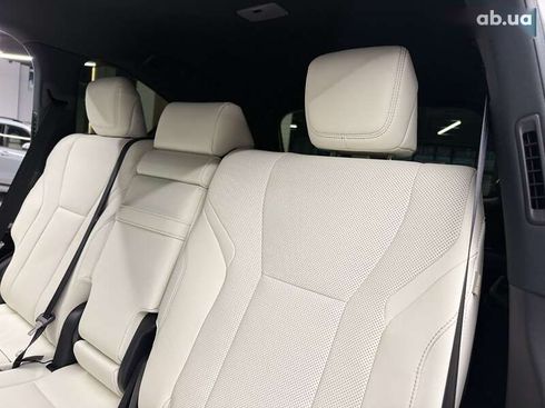Lexus LX 2022 - фото 30