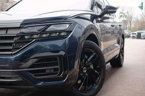 Volkswagen Touareg 2023 - фото 2