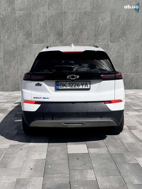 Chevrolet Bolt 2022 - фото 2