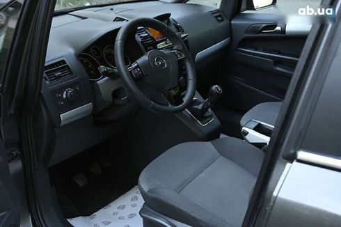 Opel Zafira 2010 - фото 21