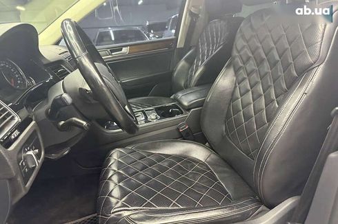 Volkswagen Touareg 2017 - фото 10