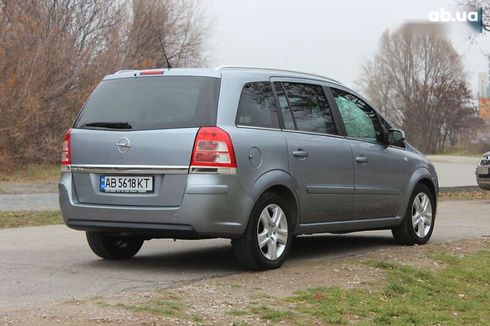 Opel Zafira 2009 - фото 8