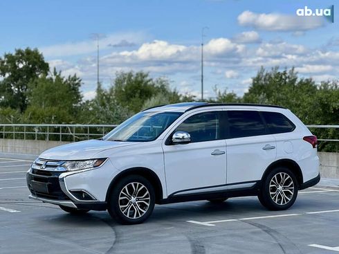 Mitsubishi Outlander 2015 - фото 4