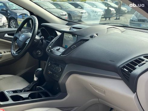 Ford Escape 2016 белый - фото 21
