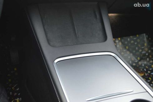 Tesla Model Y 2022 - фото 21