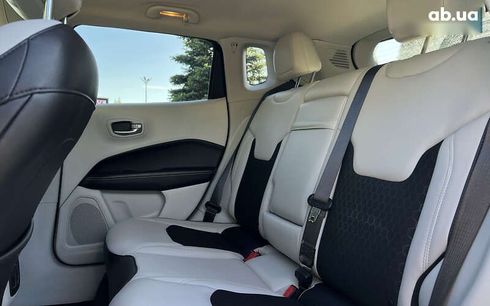 Jeep Compass 2018 - фото 11