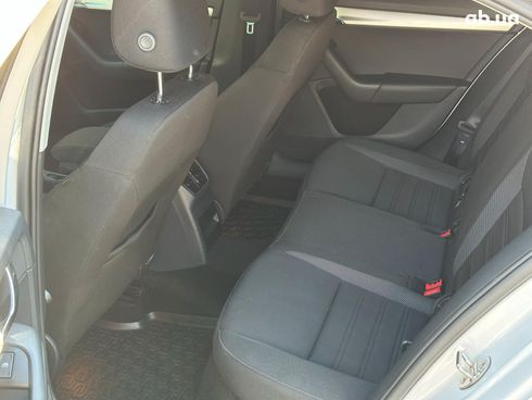Skoda octavia a7 2019 белый - фото 13