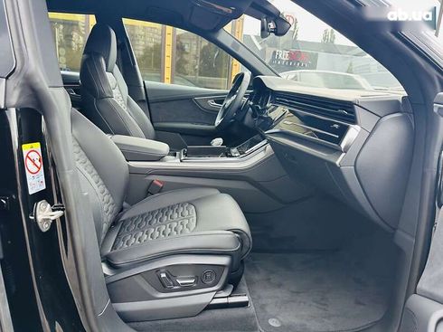 Audi RS Q8 2025 - фото 22