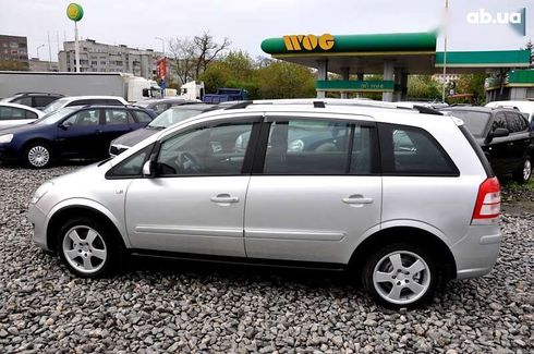 Opel Zafira 2009 - фото 12