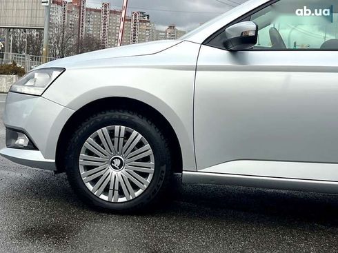 Skoda Fabia 2020 - фото 19