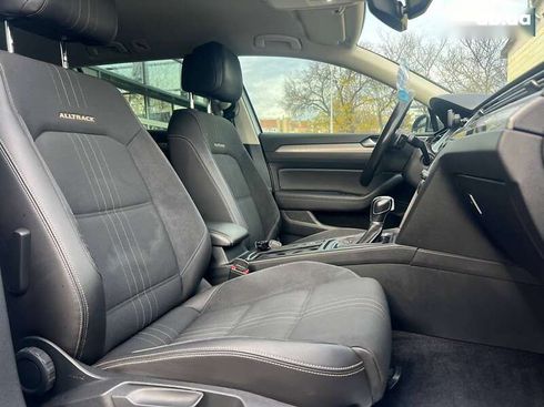 Volkswagen Passat 2016 - фото 21