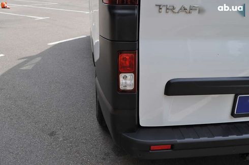 Renault Trafic 2019 - фото 23