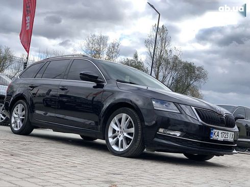 Skoda Octavia 2018 - фото 6