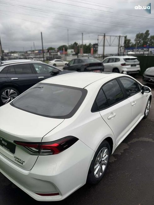 Toyota Corolla 2024 - фото 13