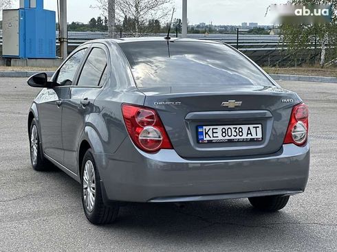 Chevrolet Aveo 2014 - фото 28
