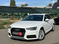 Купить седан Audi A4 бу Киев - купить на Автобазаре