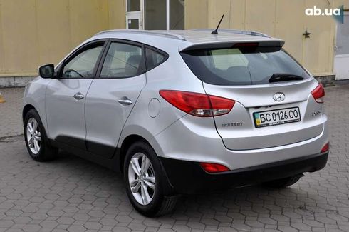 Hyundai ix35 2011 - фото 11