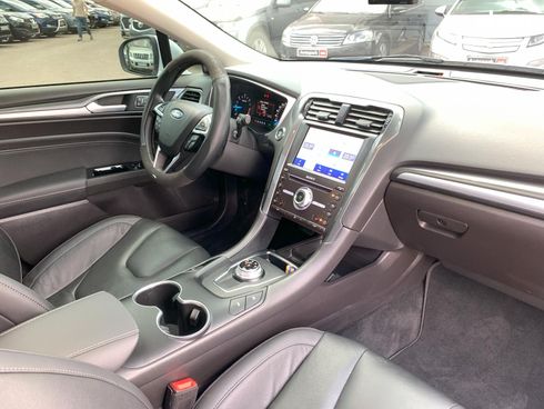 Ford Mondeo 2019 белый - фото 25