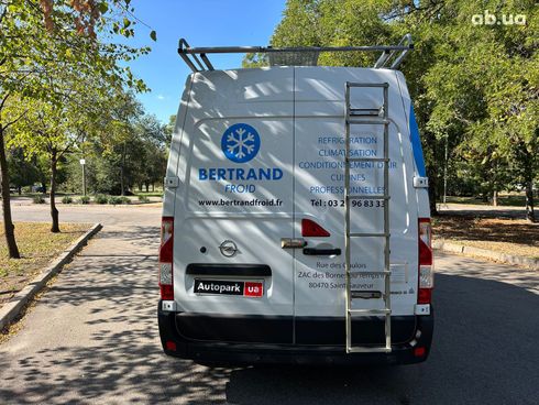 Opel Movano 2021 белый - фото 8