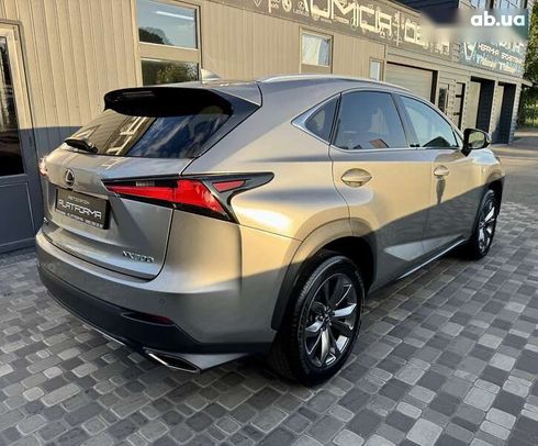 Lexus NX 2021 - фото 10