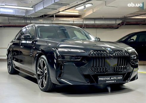 BMW 7 серия 2023 - фото 15