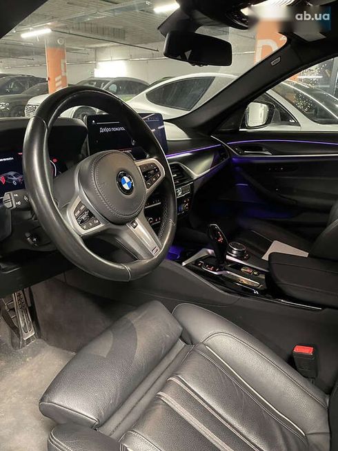 BMW 5 серия 2020 - фото 9