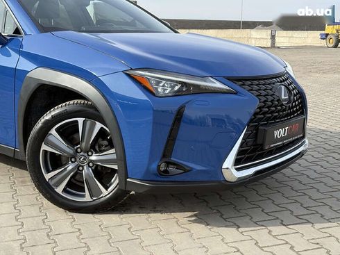 Lexus UX 2020 - фото 2