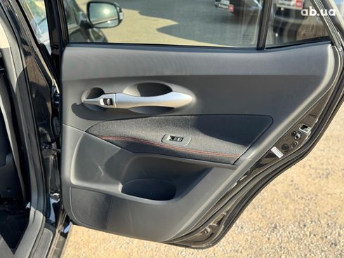 Toyota Auris 2010 черный - фото 20