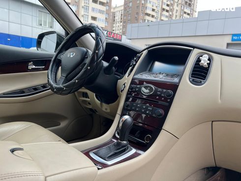 Infiniti QX50 2016 красный - фото 30