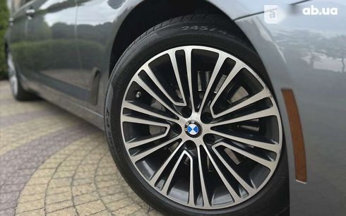 BMW 5 серия 2017 - фото 30