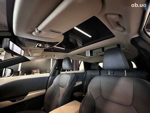 Lexus RZ 450e 2023 - фото 27