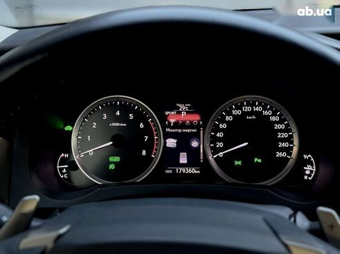 Lexus IS 2013 - фото 29
